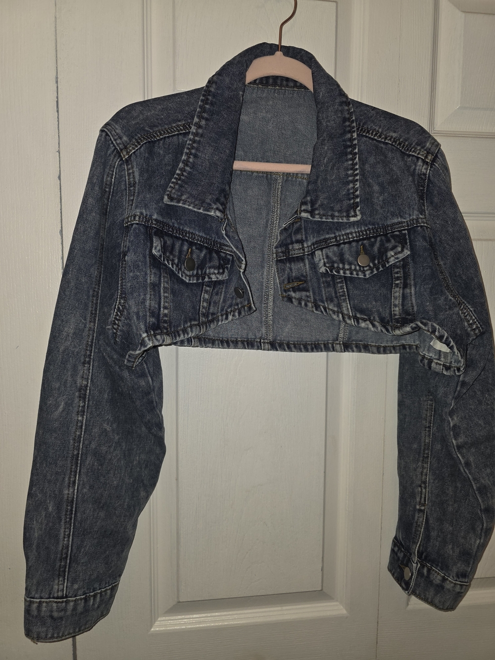 Source Unknown Cropped Denim Jacket - Acid Wash Blue